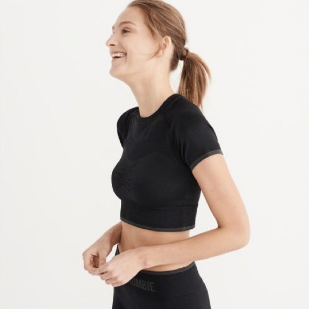 Abercrombie Active Cropped Top